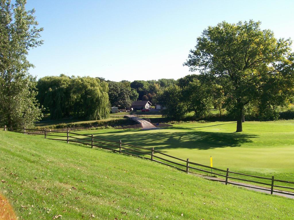 The Lodge Resort Hotel Forest City Esterno foto