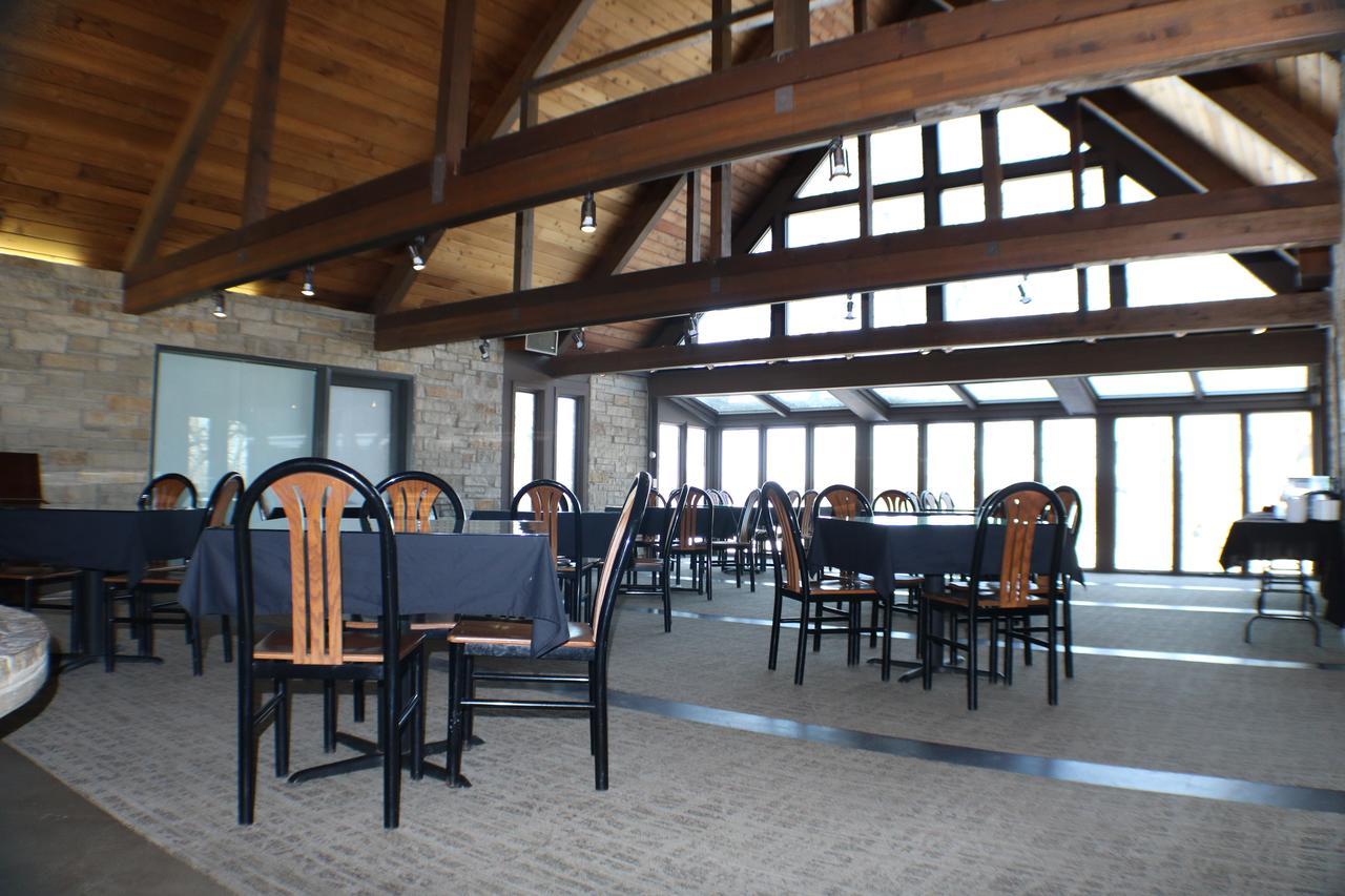The Lodge Resort Hotel Forest City Esterno foto
